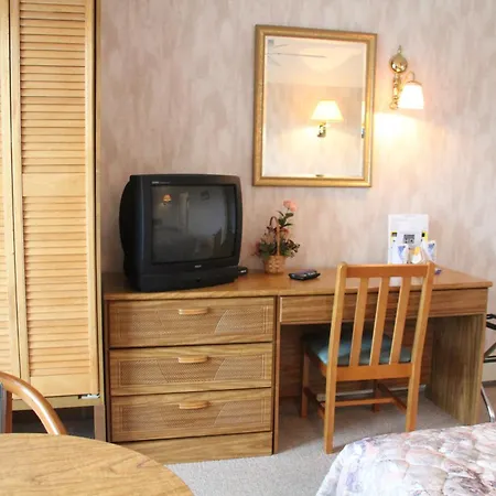 Forest Haven Inn-2